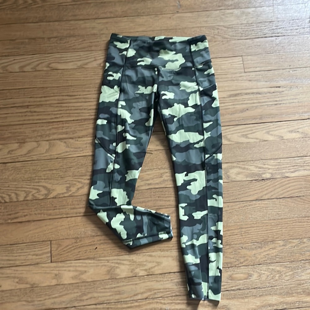 Lululemon Fast and Free Leggings size 6